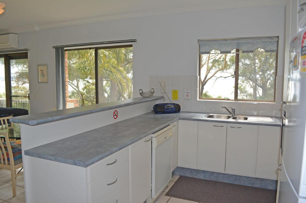 Sailfish, 3,46 Magnus Street - Unit With Stunning Water Views And Close To Town ネルソン・ベイ エクステリア 写真